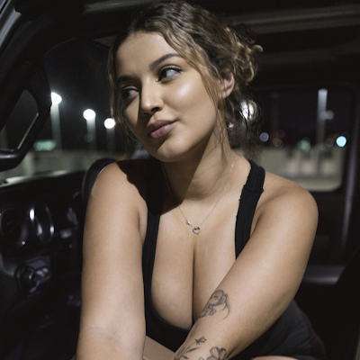 Ugcwithlani's profile picture. 