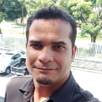 🇻🇪 #Venezuelan Engineer, @Plone Developer, 🐍 #Pythonista, #Python #Zope #Plone #Django 🐧 #Linux, #FreeSoftware, #Opensource Lover. @PloneVe Co-founder