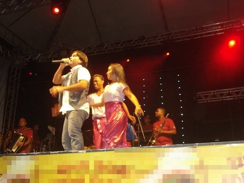 Divulgação da banda Forró de Praxe! Tel.:(81)9678-5131
