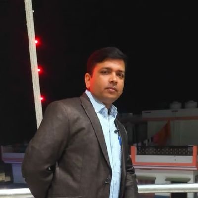 गुरुर भी जरूरी है, जीने के लिए......
ज्यादा झुककर मिले तो
दुनियाँ पीठ को पायदान बना लेती हैं💯