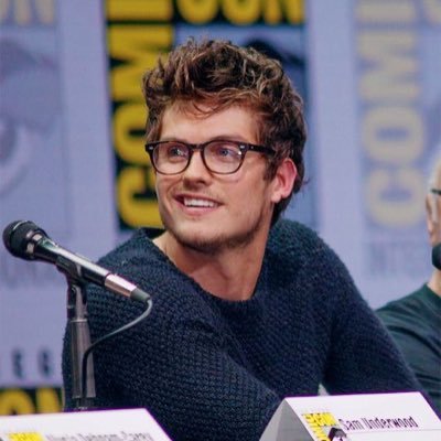 — daily posts of actor @daniel_sharman