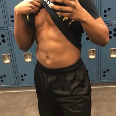 18+ Vers oral and verbal | Cock worshipper | NYC | Boricua y se habla español 💦
