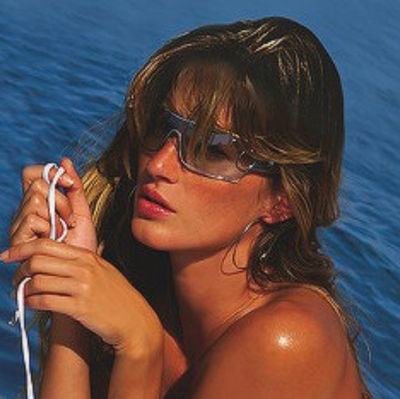 ysahelp's profile picture. 🌦 She/her 🌦