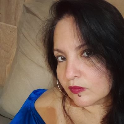 Cartomante guiada pela Cigana Carmencita ♥️ optchá 🌹💞 povo cigano e Santa Sara Kali ✨ há mais de 28 anos. Atendimento pelo Whatsapp e por aki
aceito cartão