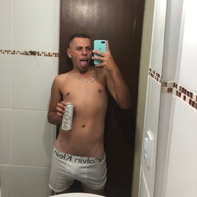 Bissexual 👬 signo: Áries 22 anos ♈ DD-012. $