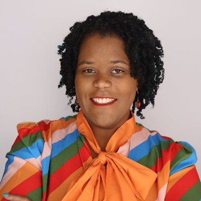 Saved and Single Feminine modern woman in Houston, TX 1920 💙. 9x #Salesforce Consultant and Certified Data Architect, Speaker, and Founder of Black CRM Tech.