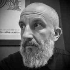 Maniacal historian; occasional cycling; obligatory greyhounds; rabbit of the day. I wrote https://t.co/Nll8knupGC… #flightfree2023. he/him.