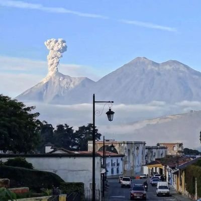 Guatemala 🇬🇹
Universidad de san Carlos de Guatemala

Derecho 📕📒⚖️