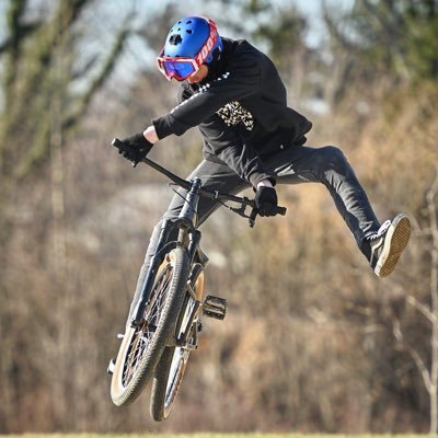 CavSholder's profile picture. ridaz 🤍✌🏼