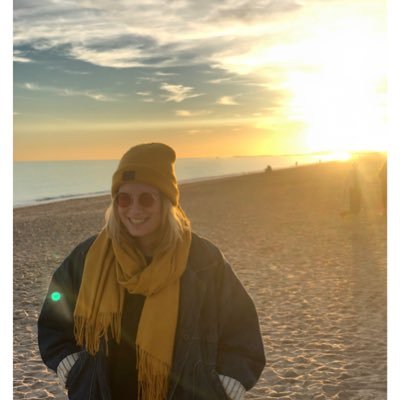 xxjulienXxx's profile picture. même si on se fait fusilier pour acte de résistance devant leurs caméras, ils diront que Jean Moulin n’existe pas. Brûlez-les tous.