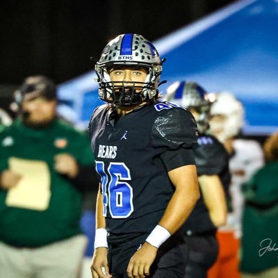LINEBACKER BTHS FOOTBALL CO' 24 ---5'11 190