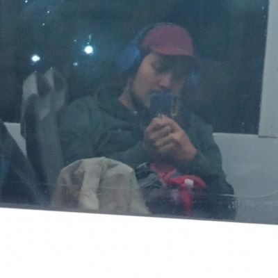 Notas dispersas sin hilo, como los sueños, como la vida, toda hecha de retazos