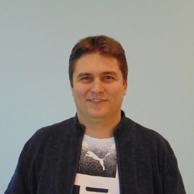 lead dev at work - computer network enthusiastic - smart home fanatic - jetbrains infatuated - sysop hobbyist