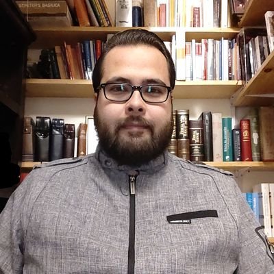 Historiador de pensamiento personalista. Mexicano y Duranguense, apasionado del conocimiento y la enseñanza de filosofía, teología, historia y antropología.