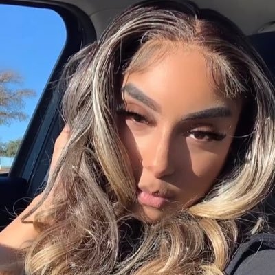 My name is Angelique 🌹 I’m a Lash Artist located in Hurst, Texas. I boost women’s confidence by enhancing their beauty. 🤍