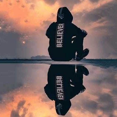 💐Blessed is the one whose heart is so broken but still has the courage to be gentle & kind to others. Cherish such people. Learn from them.