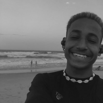 stilesmaceta's profile picture. latindo baixo aqui…