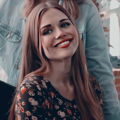 bansheeIyds's profile picture. Lydia Martin | “I’m not like you guys. I don’t have claws . . I just have voices in my head!” | Banshee | #teenwolfrp