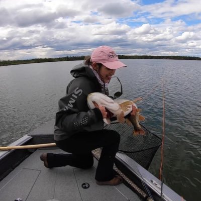 RVT, professional fishing guide, and MSc of Biology student bridging the gap between the scientific and fishing communities