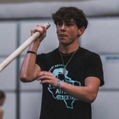 GatorYoung2's profile picture. Illinoistfxc   |      psalm 23:4