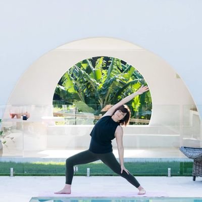 Yogi. Yoga Teacher. Lover of adventure, nature & travel & all things that make my heart sing. Founder of Corporate Yoga Australia