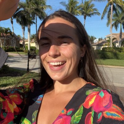 alpal_ugc's profile picture. Creating & converting UGC content.  Check out my portfolio below - Let's work together 📸