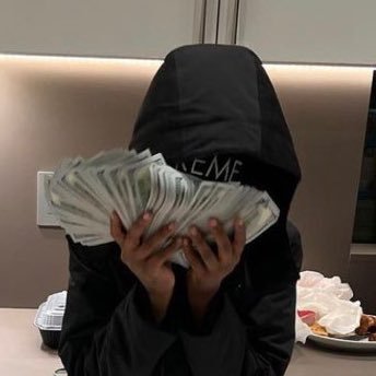 boyyycardie's profile picture. tricky with my cards.
