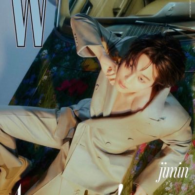 昨年から第2期Jimin大好き期が到来！！！とにかく可愛いカッコイイJiminに毎日癒されてる↑50！！Jiminペンの皆さんと繋がりたいです！よろしくお願いします♡🐥