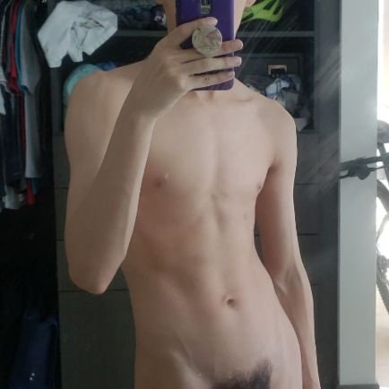 OnlyFans • +18 • Latino • Bisexual cachondo