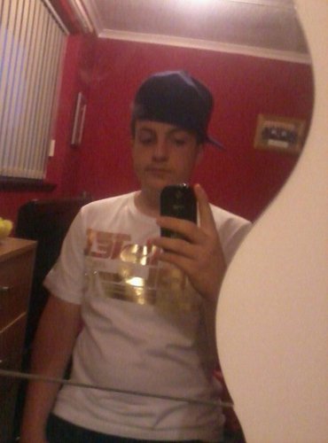 follow me and ill follow back