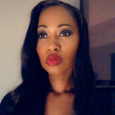👑👑👑👑👑👑Owner of Dollhouse Media Group. 👑👑 Entrepreneur, Actress, Student, and Vampire.