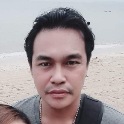 AlumpolPhongsri's profile picture. 