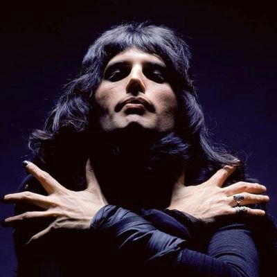 Queen  Freddiemercury
ボラプの映画からQueen熱が復活
毎日聴くクイーンの楽曲の素晴らしさ
他に浜田省吾、小田和正、山下達郎、竹内まりや、福山雅治、洋楽好き ブライアン・アダムスも💕💕 追加 大谷翔平選手⚾