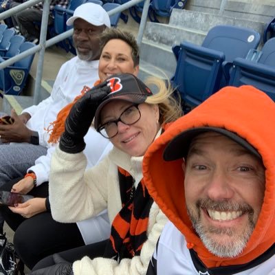 Father and Husband of a real life Brady Bunch https://t.co/Fy5u93rVje Bengals, Bearcats, Reds #Rulethejungle #Whodey!