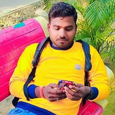 Rajendr86175583's profile picture. भगवा तिलक है माथे पर, हिन्दू मेरा नाम है। 
मन मे भगवा, तन मे भगवा, मुंह पर जय श्री राम है।। जय सनातन धर्म, वन्देमातरम जय श्री राम