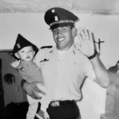 Akemoreno_'s profile picture. CDMX Debes ser el cambio que deseas ver en el mundo. -Mahatma Ghandi.