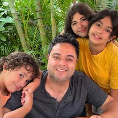 AlexEZarate's profile picture. TEXICAN