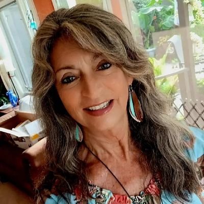 esadowski4's profile picture. 