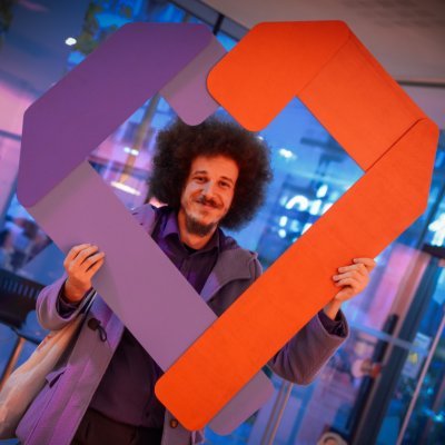 Travailleur social et coordinateur de projets.
Ancien volontaire @uniscite
Lauréat, jury et bénévole @i_engagement
Chargé de mission @ServiceCivique