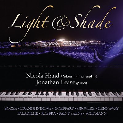 Freelance orchestral and chamber oboist. Albums 'Light & Shade' & 'Phoenix' out now. 
Writer, translator FR & ES to EN, ITI affiliate, editor and proof reader.