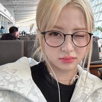ً (@iluvhelii) 's Twitter Profile