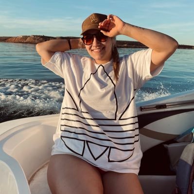 ACUARIANA♒️ -Abogada ⚖️