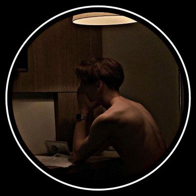 میشه از تنهایی یه پرنده شد و پرواز کرد🕊
You can become a bird and fly from loneliness