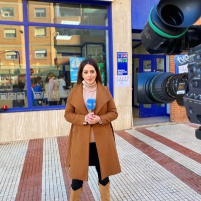 Periodista. A veces presento y otras, reporteo || Ahora en @rtve descubriendo la provincia de Guadalajara || Antes @telemadrid @laSextaTV @CMM_es