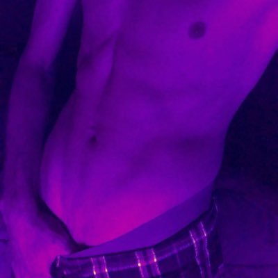 young dumb and full of cum 💦 pansexual #bisexual #teentwink #fetish #rawislaw 🚫MDNI🚫 / DM for custom videos / DMs open 😈🕳😜