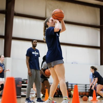 🏀💙 2024 | 5’8” PG/SG | @JPSElite #11,@TompkinsGBB #23 | 4.3 GPA | Academic All-District | NCAA ID: 1907624871