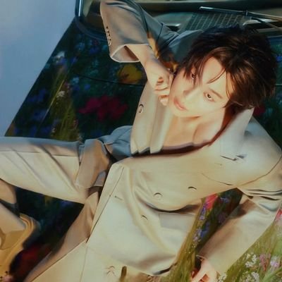 The main character 👑 for all the deranged, social rejects and useless shits
^^main account @jmgosolodebut
