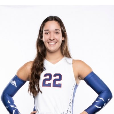 5’11 Setter c/o ‘24 // @austinjuniors #22 // 4.2 GPA // Middlebury 🏐 ‘28