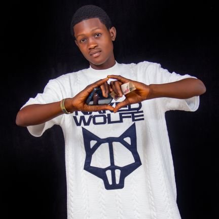 GCA12345678G's profile picture. Trying and focusing on freelancing.....

 copywriting ✍️✍️