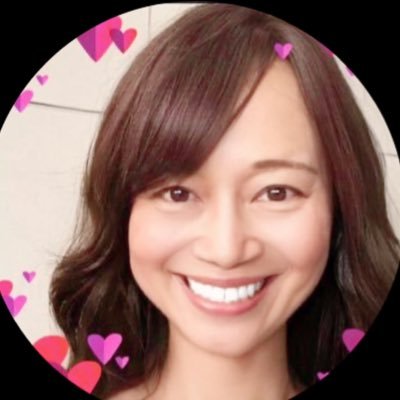 皆さんの笑顔を見るのが楽しみです。 Twitterやり始めたばかりでまだよく分からないです。